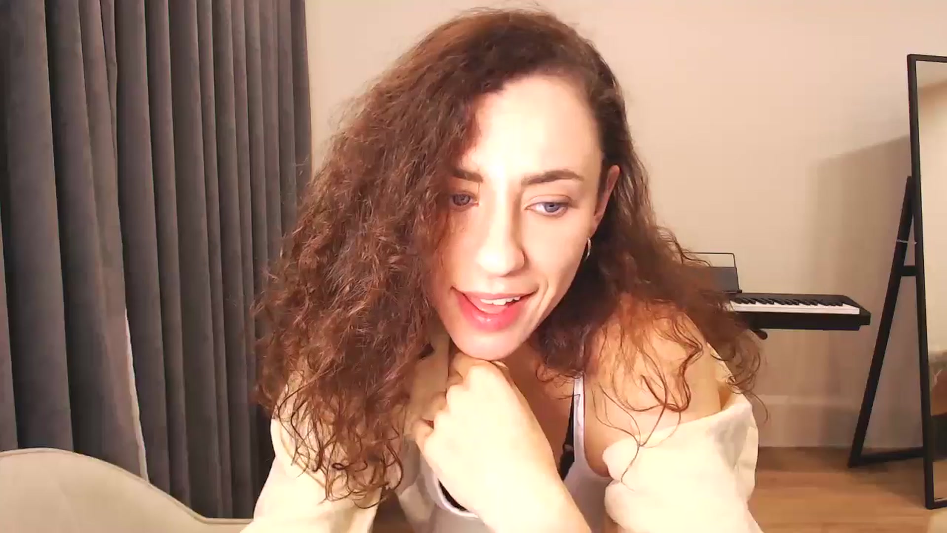Gallery image thumbnail from Millla_Mi's myfreecams stream on, 10/06/2024, 17:33 image 10 of 20