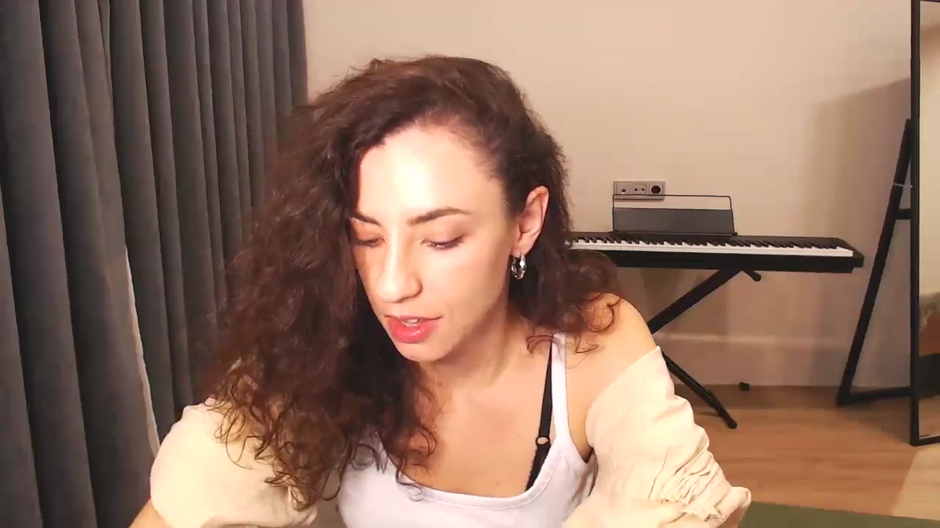 Gallery image thumbnail from Millla_Mi's myfreecams stream on, 10/06/2024, 17:33 image 2 of 20