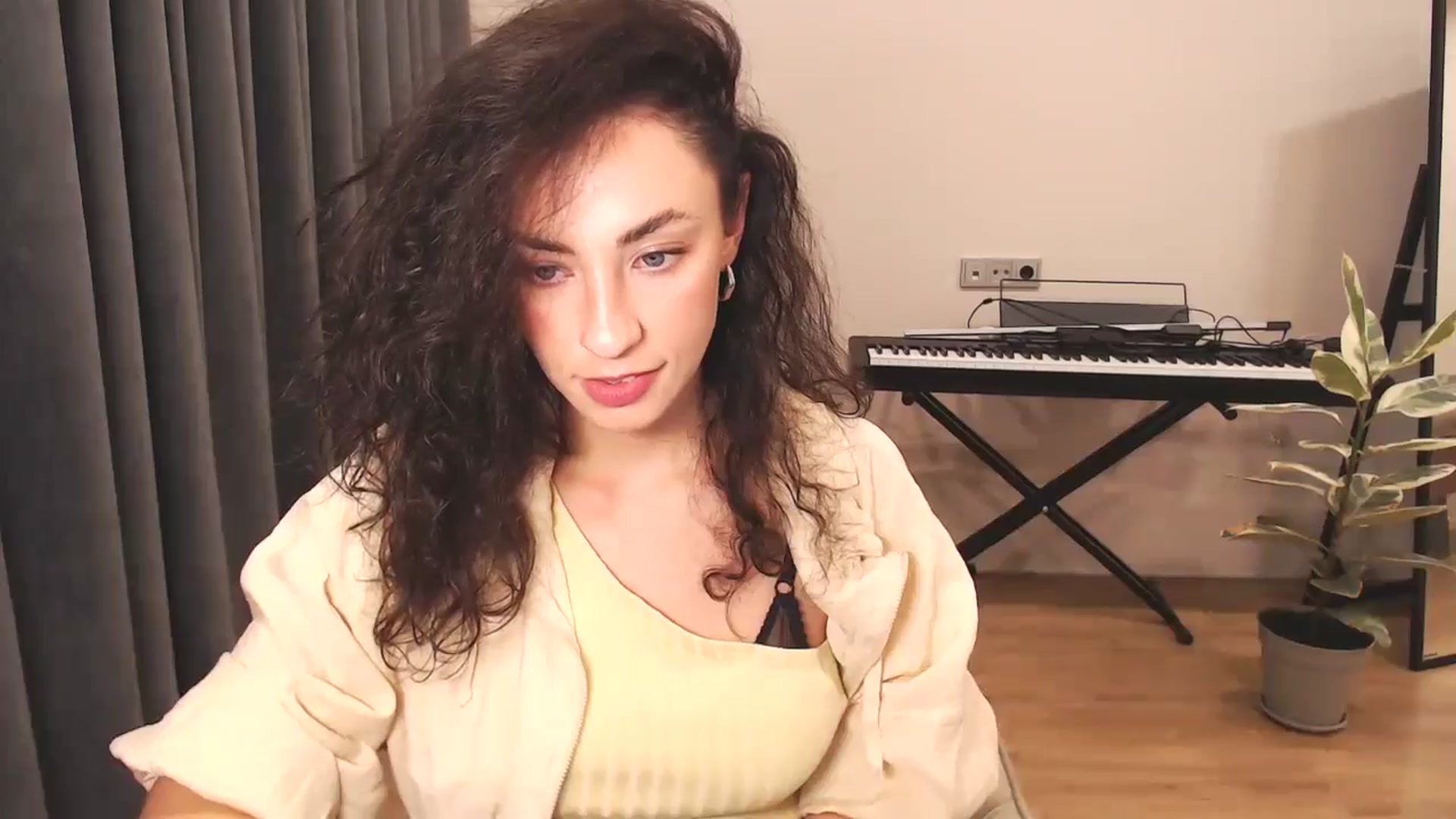 Gallery image thumbnail from Millla_Mi's myfreecams stream on, 11/09/2024, 21:41 image 7 of 20