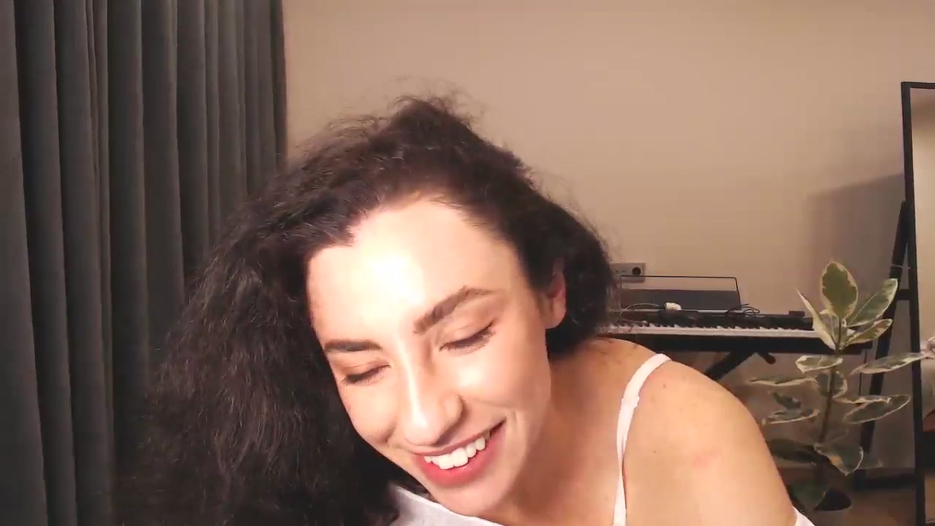 Gallery image thumbnail from Millla_Mi's myfreecams stream on, 11/24/2024, 22:27 image 17 of 20
