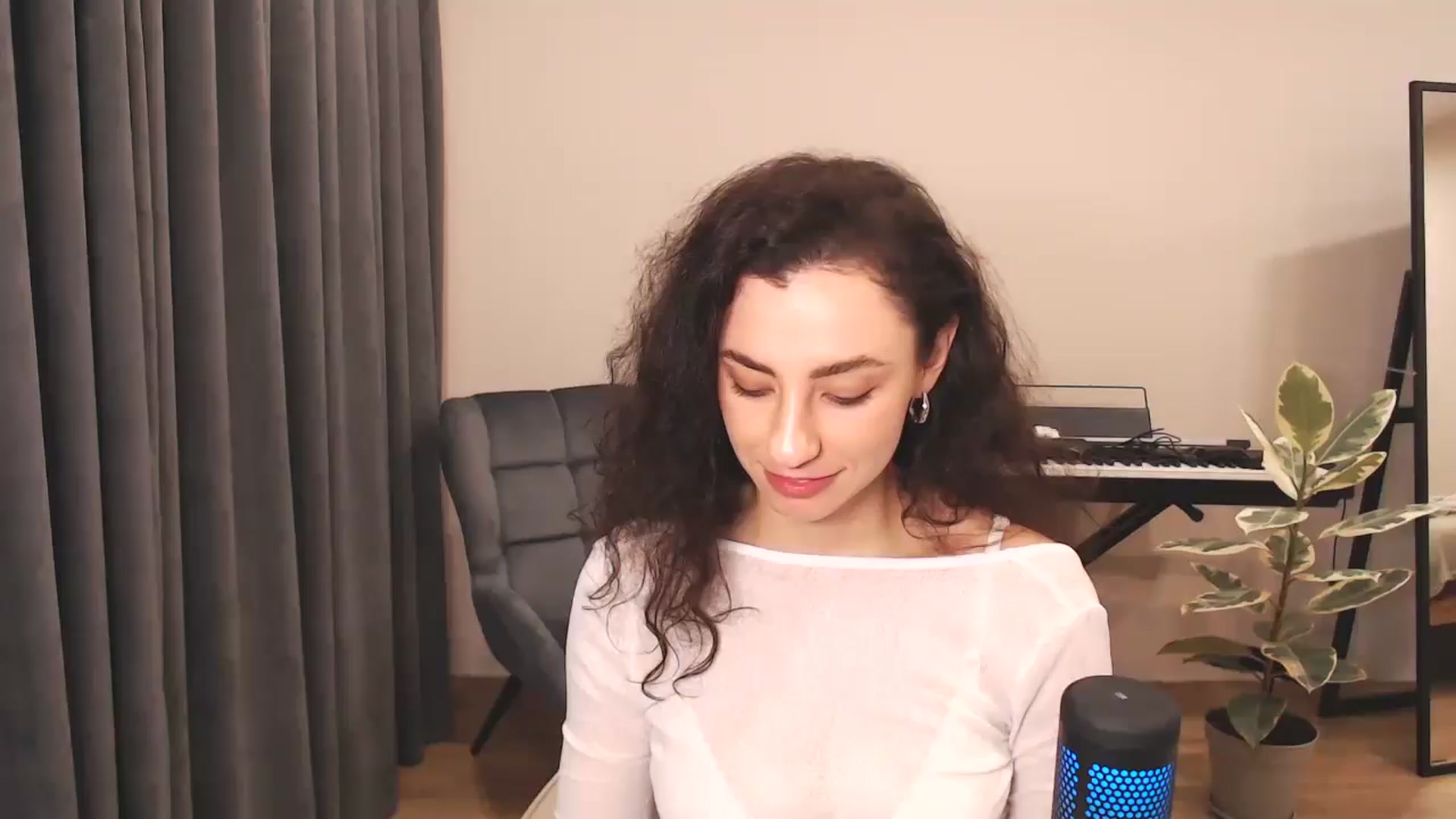 Gallery image thumbnail from Millla_Mi's myfreecams stream on, 11/25/2024, 01:00 image 1 of 20
