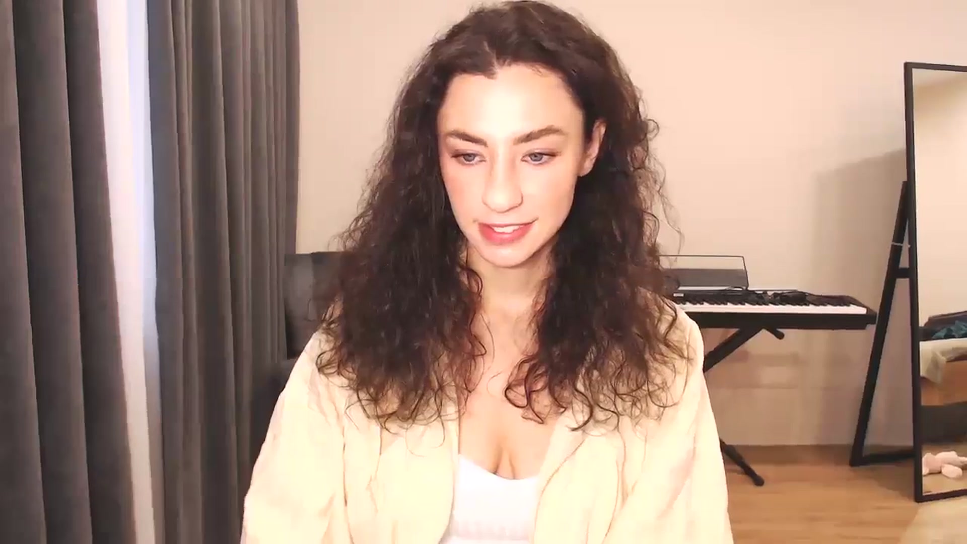 Gallery image thumbnail from Millla_Mi's myfreecams stream on, 11/30/2024, 07:04 image 2 of 20