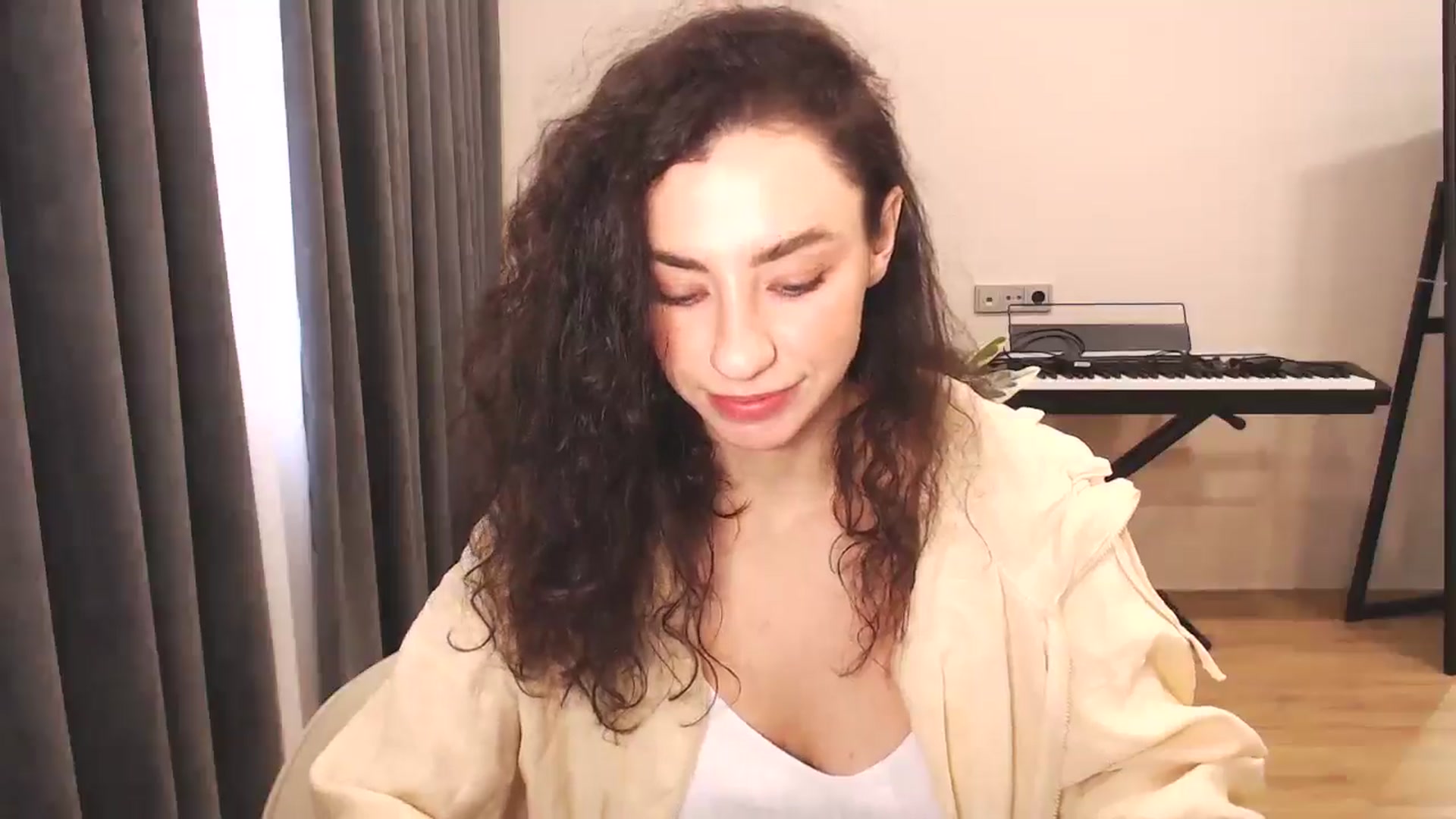 Gallery image thumbnail from Millla_Mi's myfreecams stream on, 11/30/2024, 08:16 image 8 of 20
