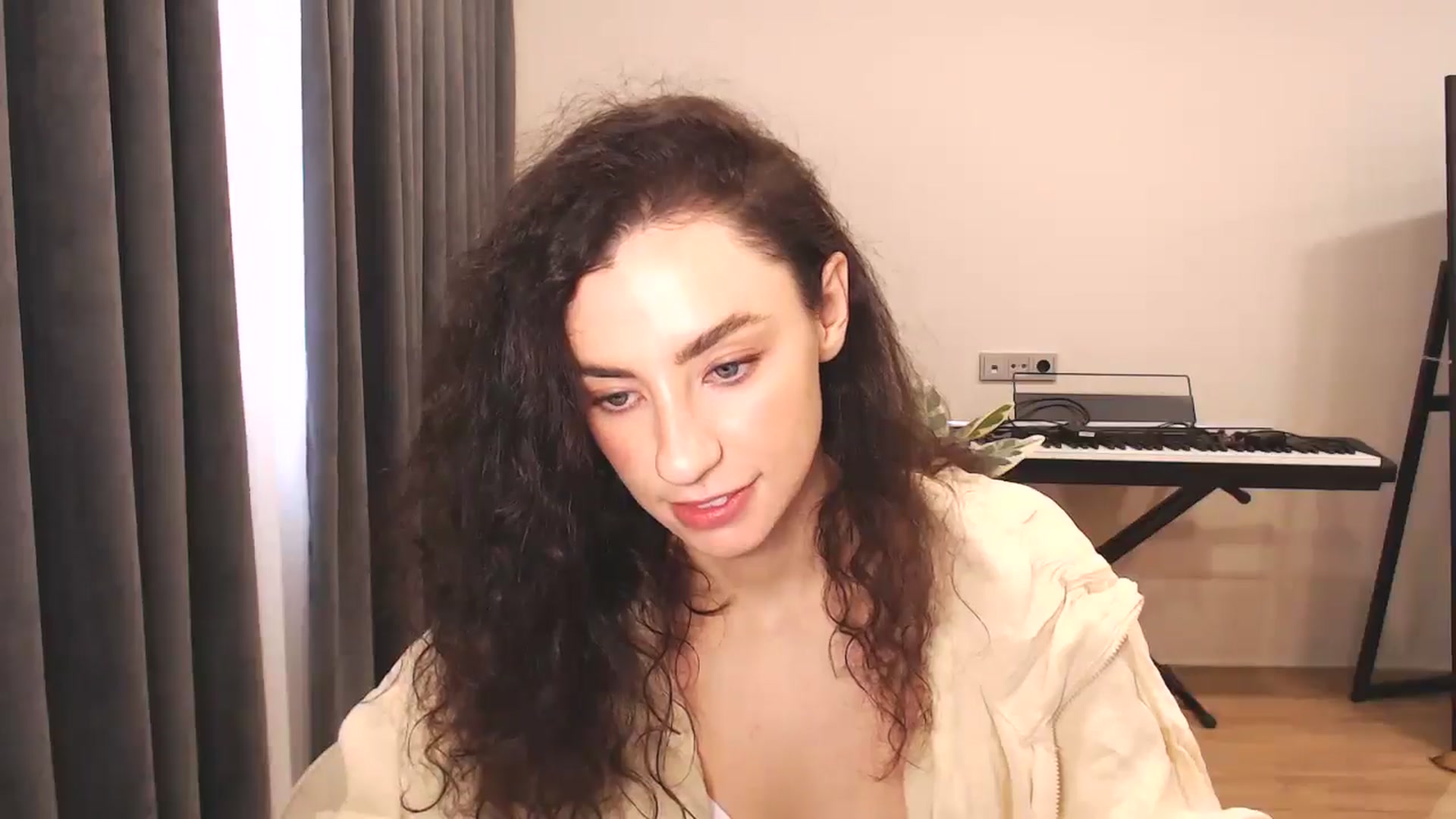 Gallery image thumbnail from Millla_Mi's myfreecams stream on, 11/30/2024, 08:16 image 12 of 20