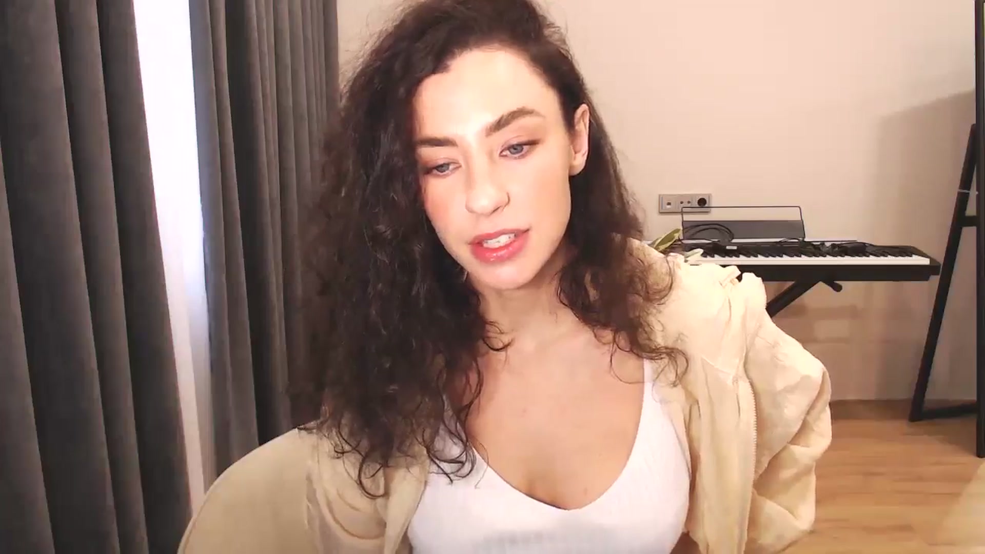 Gallery image thumbnail from Millla_Mi's myfreecams stream on, 11/30/2024, 08:16 image 5 of 20