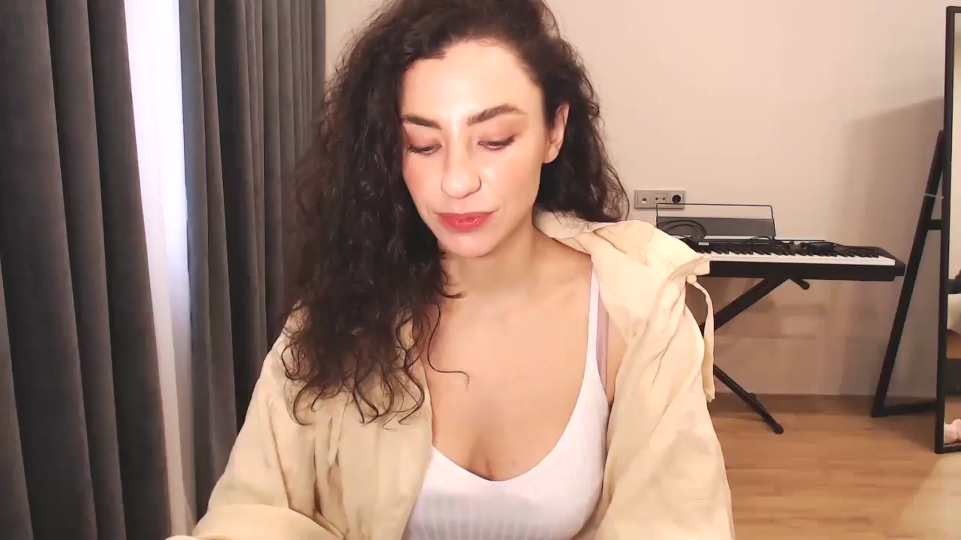 Gallery image thumbnail from Millla_Mi's myfreecams stream on, 11/30/2024, 08:16 image 1 of 20