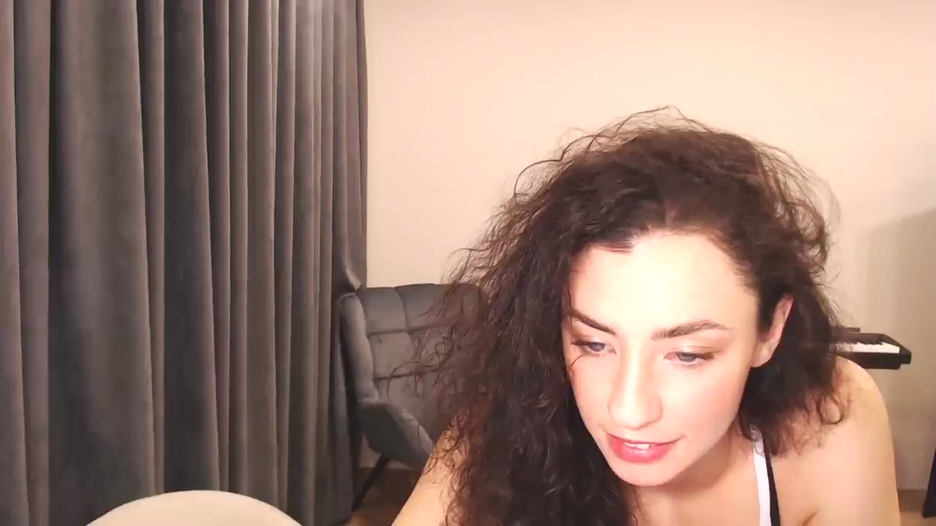 Gallery image thumbnail from Millla_Mi's myfreecams stream on, 12/05/2024, 11:44 image 10 of 20