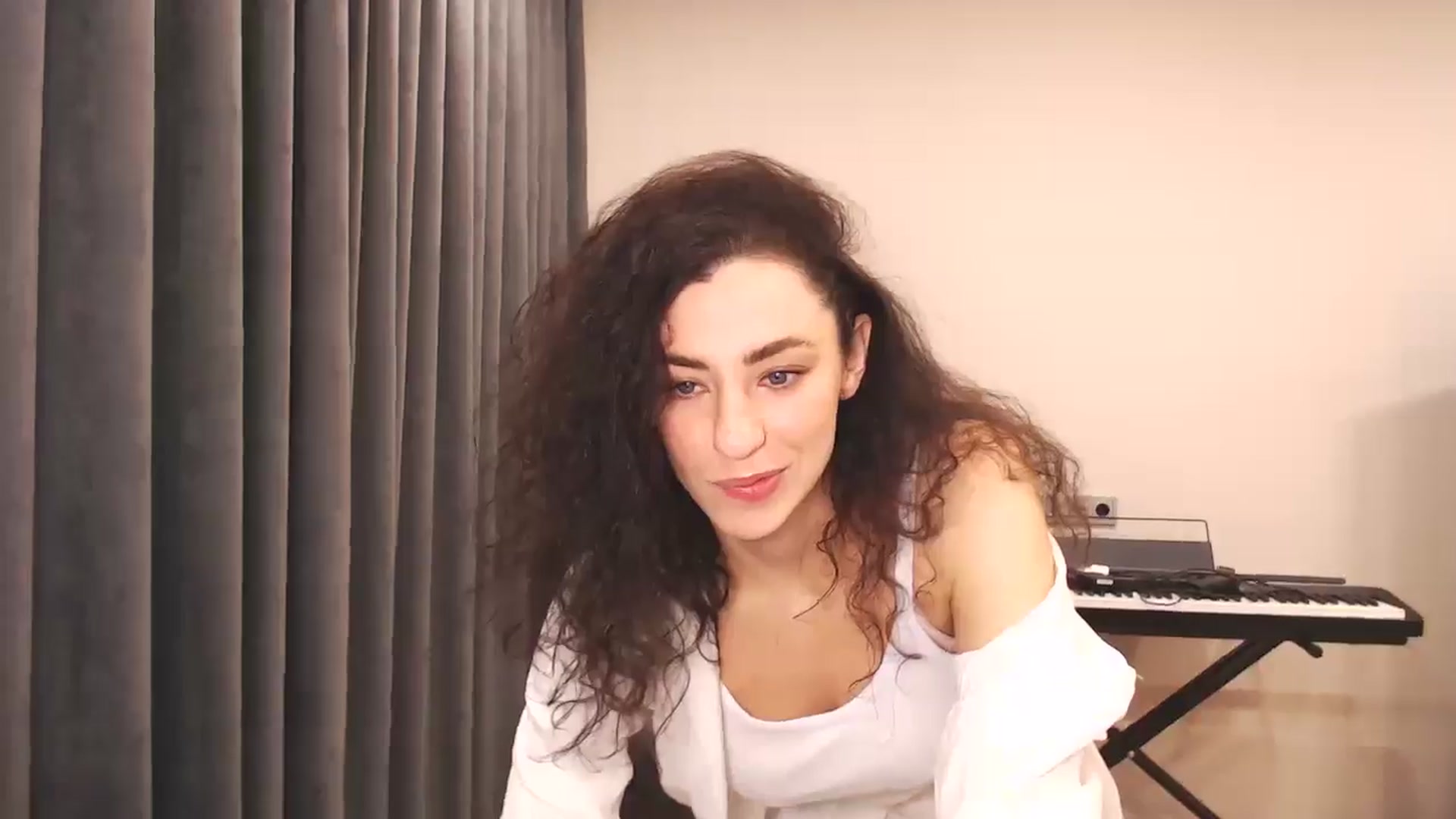 Gallery image thumbnail from Millla_Mi's myfreecams stream on, 12/07/2024, 11:38 image 13 of 20