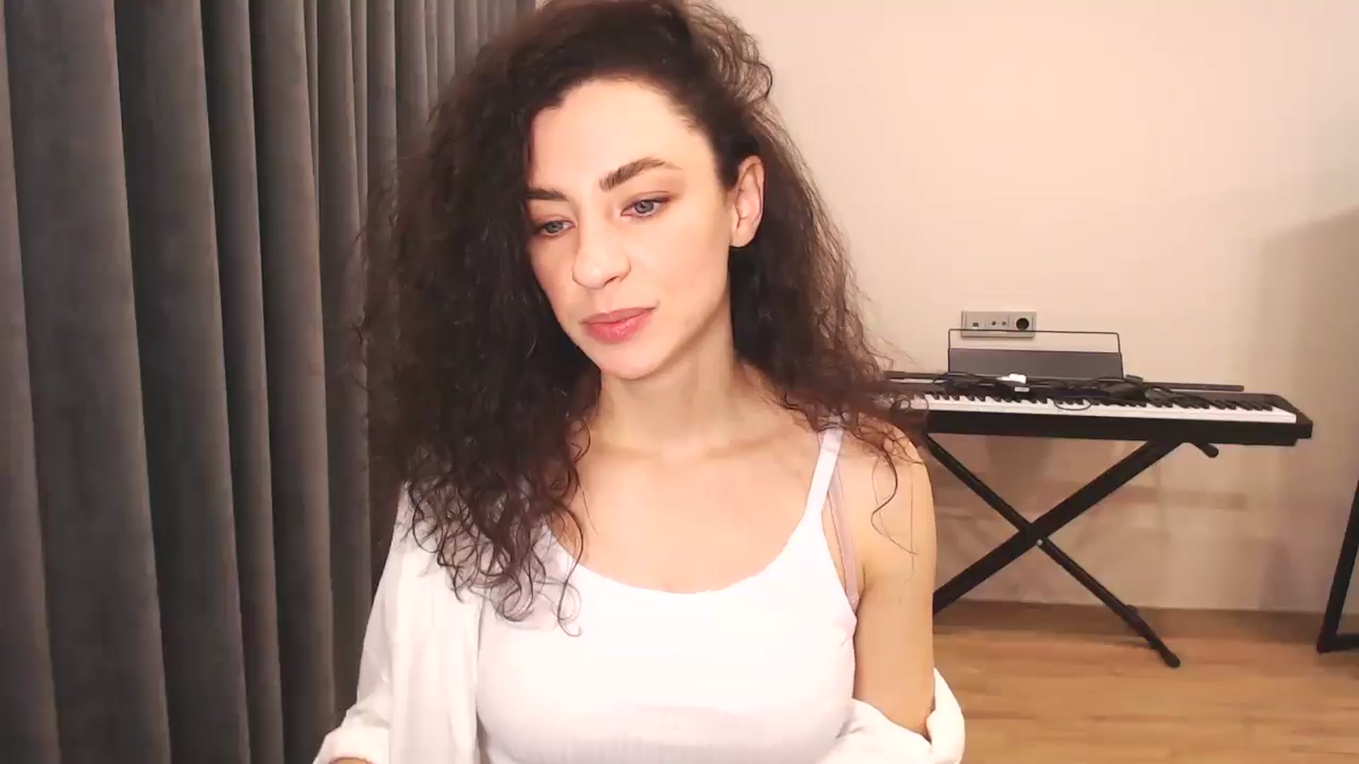 Gallery image thumbnail from Millla_Mi's myfreecams stream on, 12/07/2024, 11:38 image 18 of 20