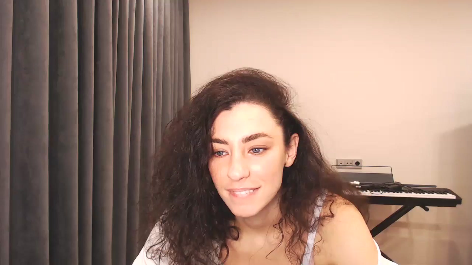 Gallery image thumbnail from Millla_Mi's myfreecams stream on, 12/07/2024, 11:38 image 12 of 20