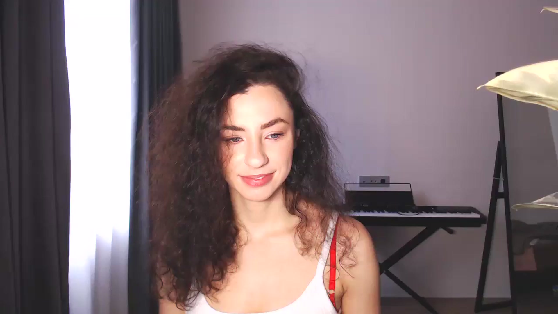 Gallery image thumbnail from Millla_Mi's myfreecams stream on, 12/14/2024, 11:25 image 7 of 20