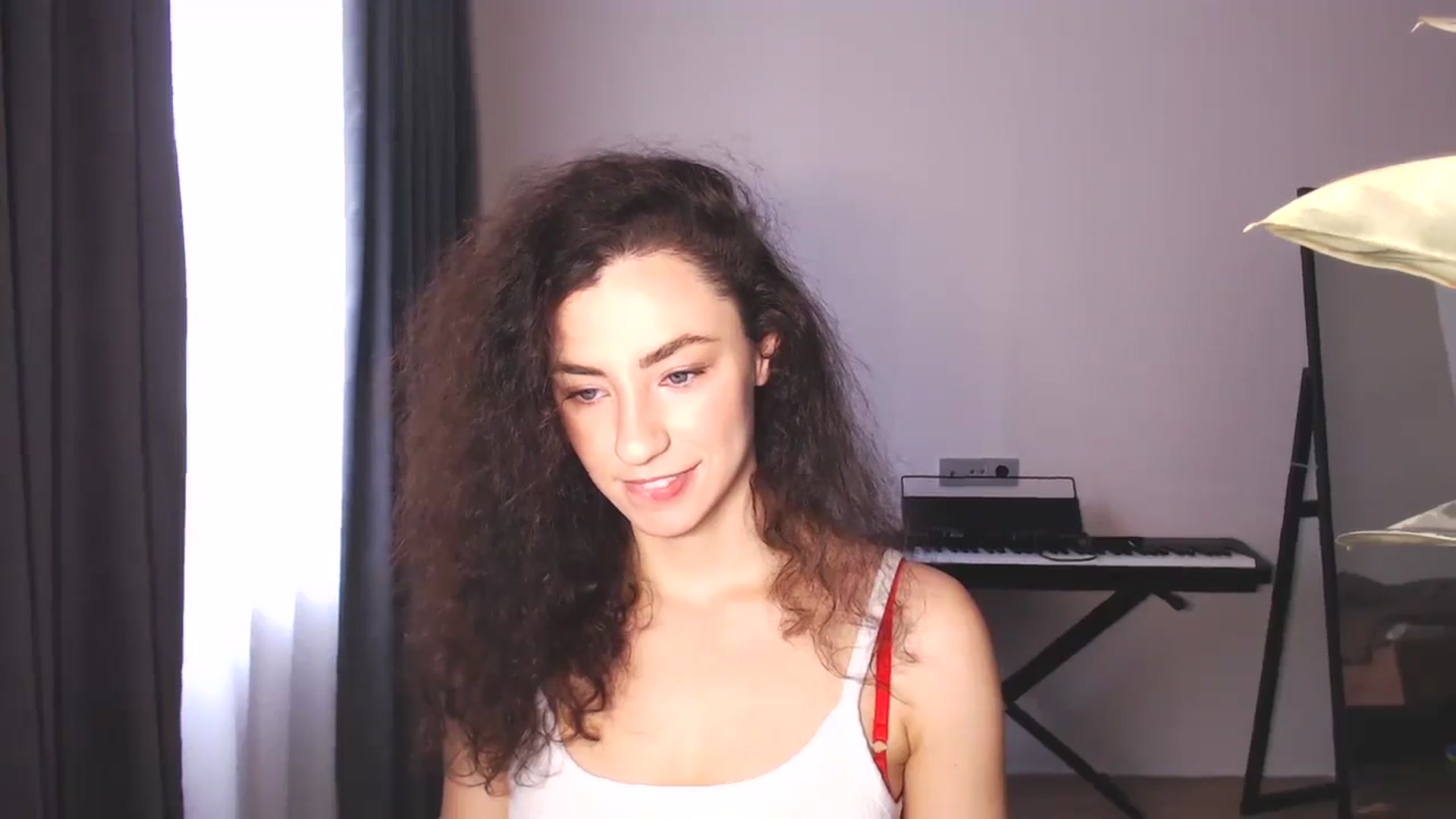 Gallery image thumbnail from Millla_Mi's myfreecams stream on, 12/14/2024, 11:25 image 12 of 20