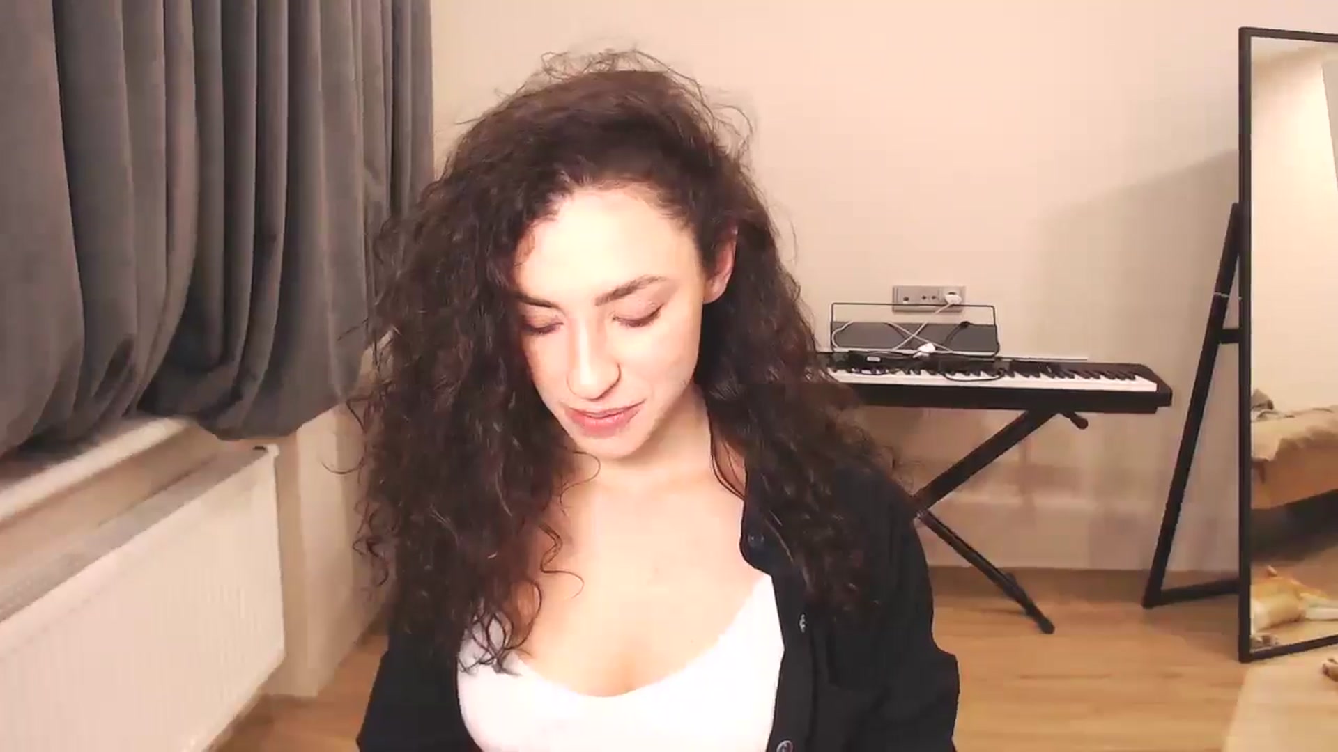 Gallery image thumbnail from Millla_Mi's myfreecams stream on, 12/21/2024, 16:59 image 3 of 20