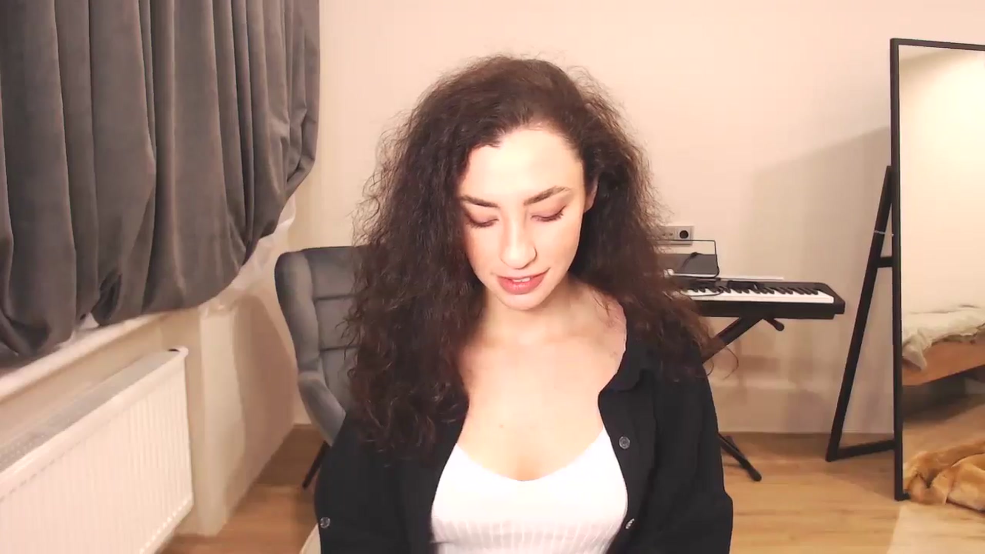Gallery image thumbnail from Millla_Mi's myfreecams stream on, 12/22/2024, 12:34 image 2 of 20