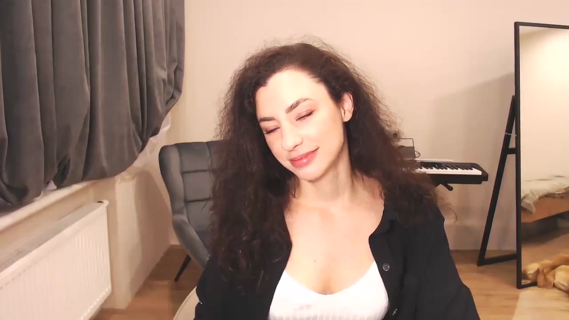 Gallery image thumbnail from Millla_Mi's myfreecams stream on, 12/22/2024, 12:34 image 3 of 20