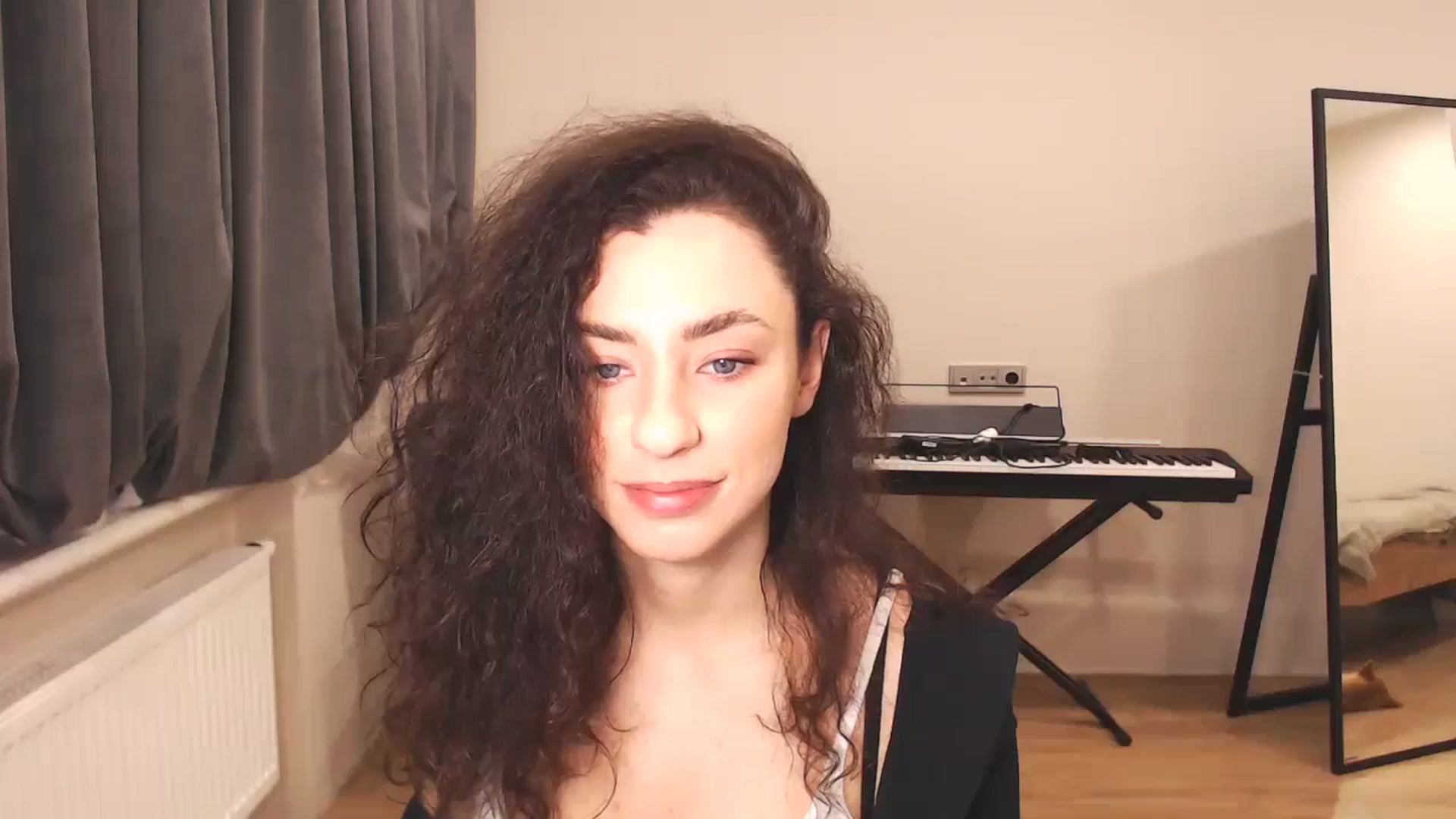 Gallery image thumbnail from Millla_Mi's myfreecams stream on, 12/22/2024, 13:49 image 3 of 20