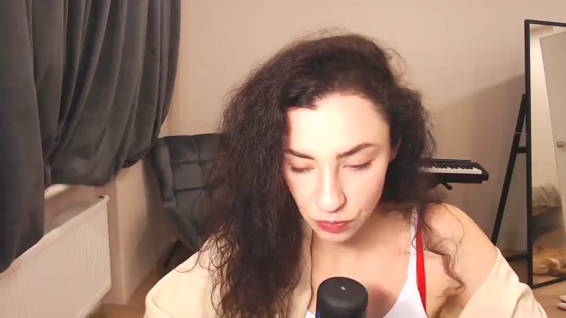 Gallery image thumbnail from Millla_Mi's myfreecams stream on, 12/28/2024, 16:18 image 6 of 20