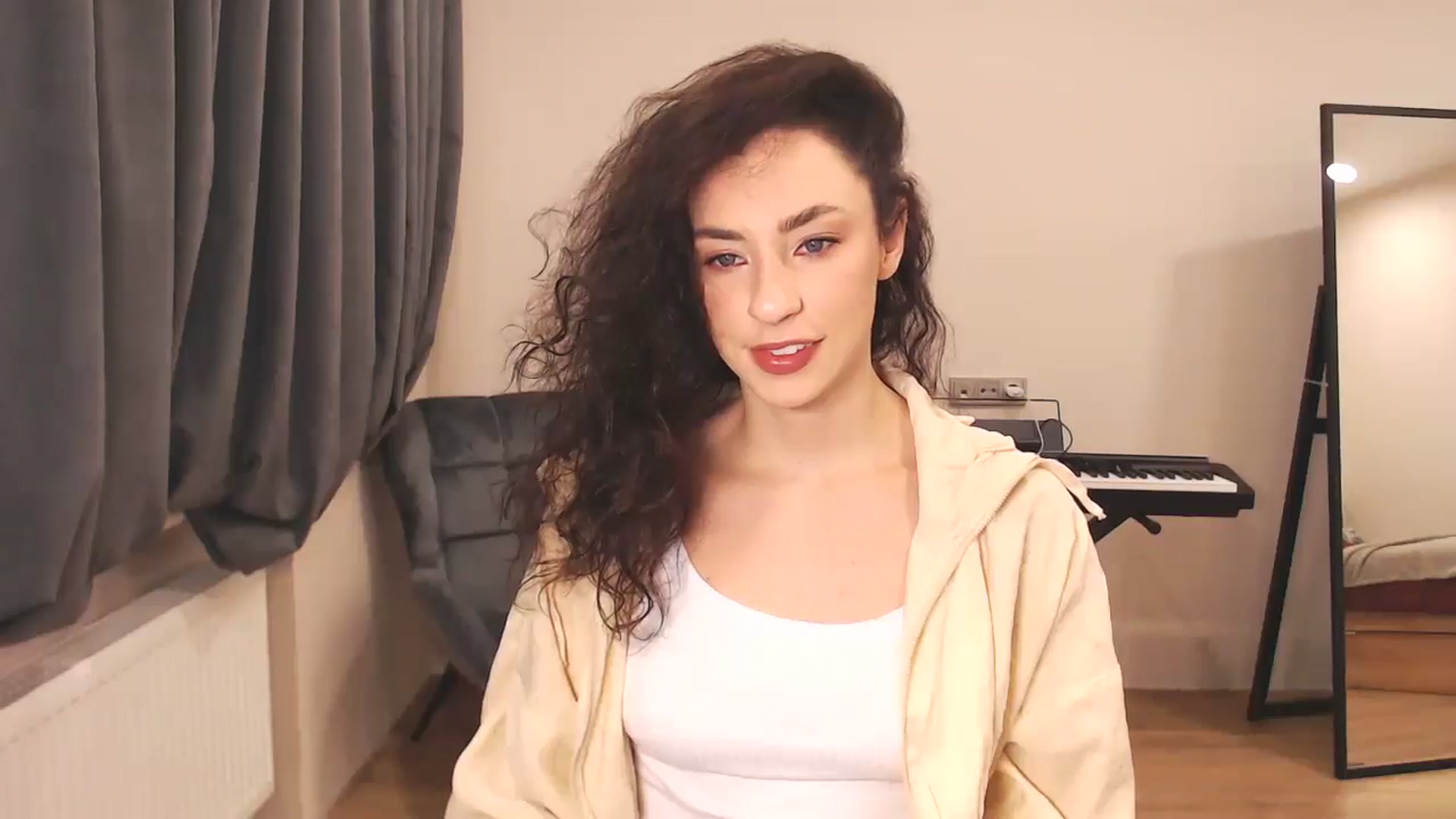 Gallery image thumbnail from Millla_Mi's myfreecams stream on, 12/29/2024, 10:39 image 3 of 20