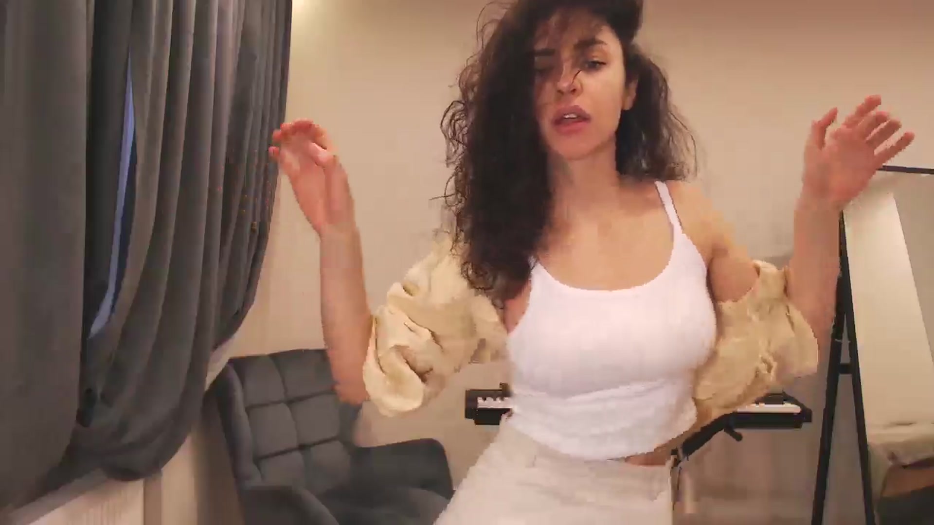 Gallery image thumbnail from Millla_Mi's myfreecams stream on, 01/11/2025, 08:12 image 11 of 20