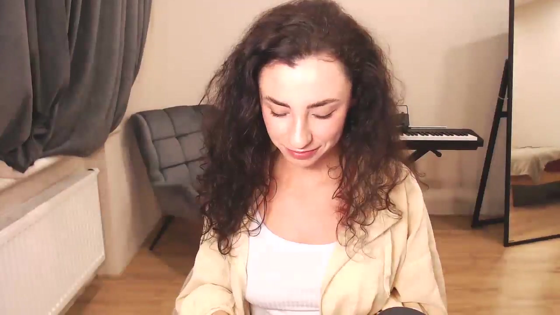 Gallery image thumbnail from Millla_Mi's myfreecams stream on, 01/12/2025, 15:56 image 9 of 20