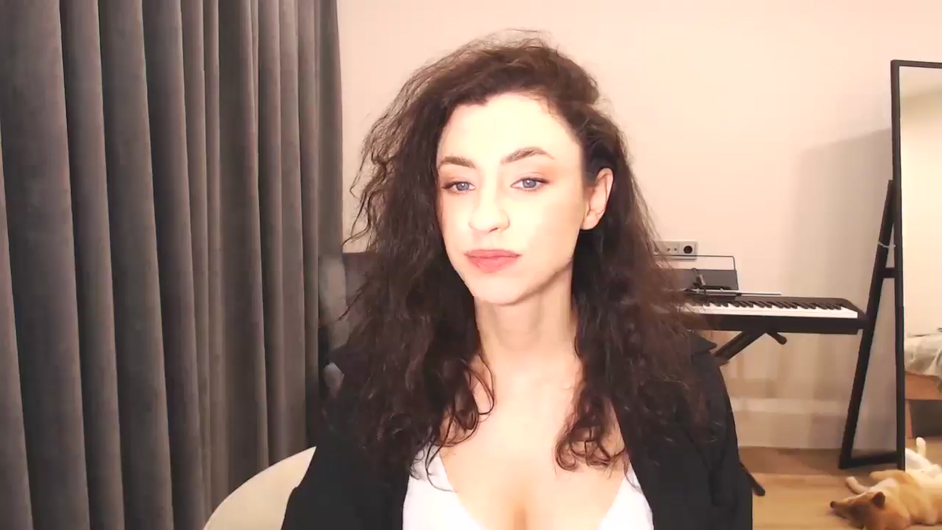 Gallery image thumbnail from Millla_Mi's myfreecams stream on, 02/02/2025, 13:43 image 8 of 20