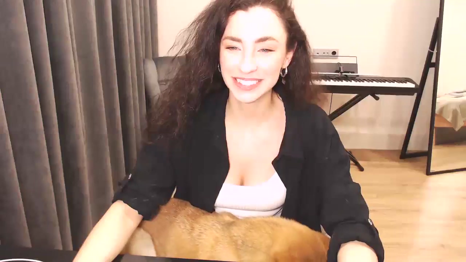 Gallery image thumbnail from Millla_Mi's myfreecams stream on, 02/08/2025, 18:23 image 17 of 20