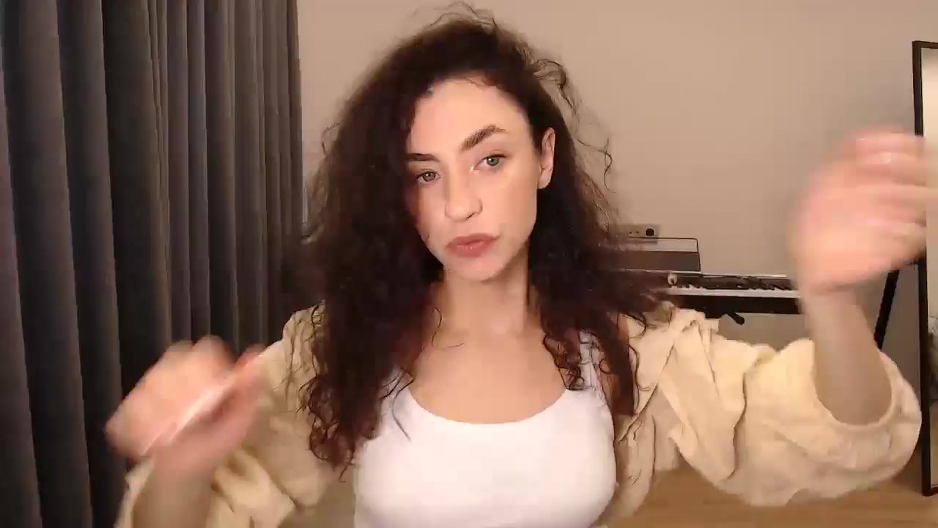 Gallery image thumbnail from Millla_Mi's myfreecams stream on, 02/22/2025, 11:36 image 1 of 20