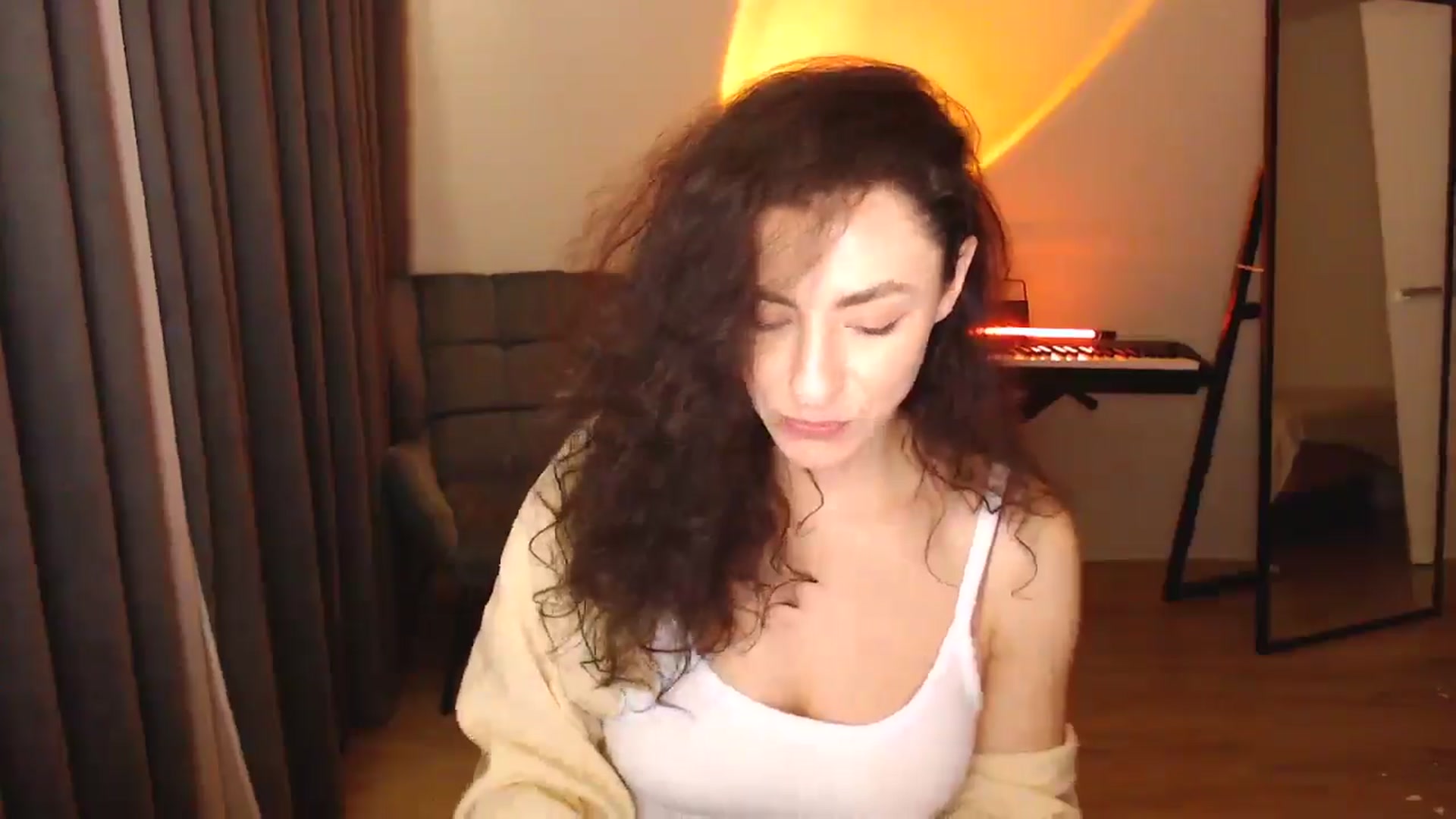 Gallery image thumbnail from Millla_Mi's myfreecams stream on, 03/09/2025, 21:38 image 10 of 20