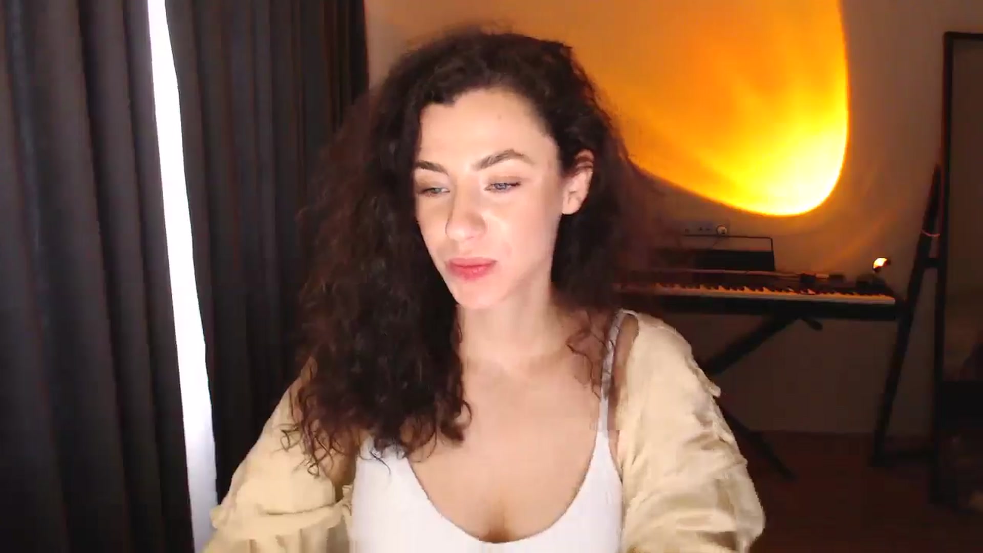 Gallery image thumbnail from Millla_Mi's myfreecams stream on, 03/12/2025, 10:07 image 5 of 20