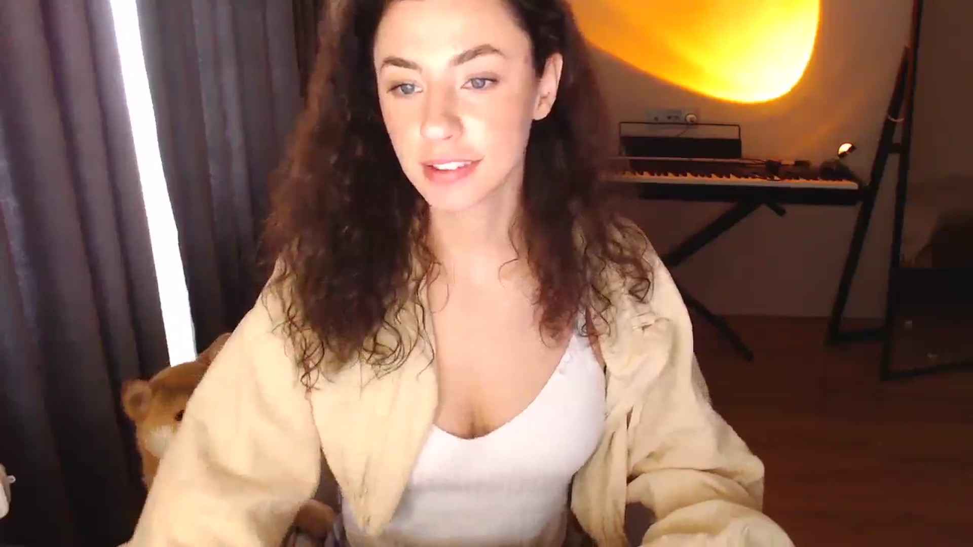 Gallery image thumbnail from Millla_Mi's myfreecams stream on, 03/12/2025, 10:07 image 16 of 20