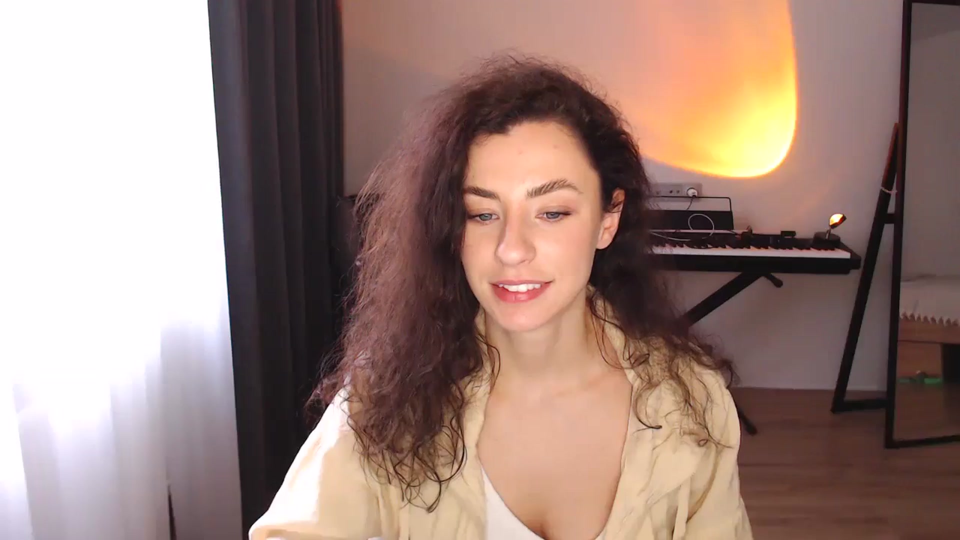 Gallery image thumbnail from Millla_Mi's myfreecams stream on, 03/15/2025, 15:10 image 7 of 20
