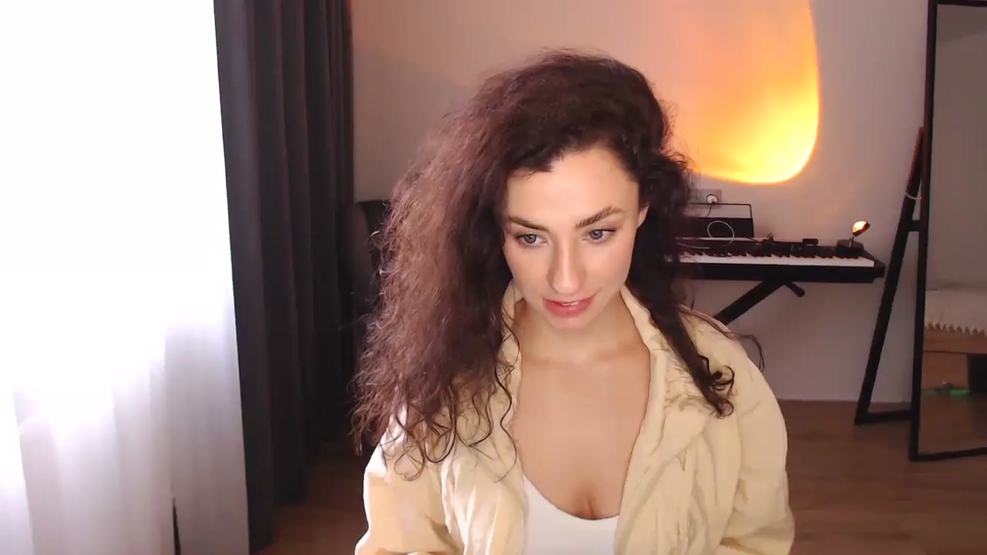 Gallery image thumbnail from Millla_Mi's myfreecams stream on, 03/15/2025, 15:10 image 3 of 20