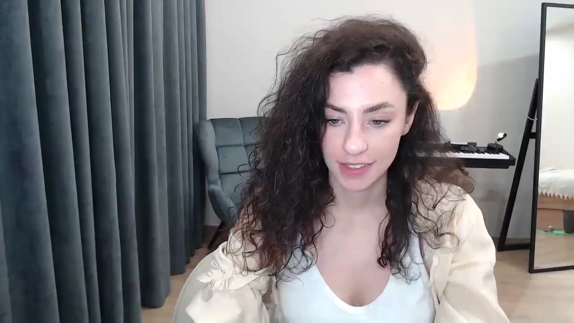 Gallery image thumbnail from Millla_Mi's myfreecams stream on, 03/15/2025, 17:13 image 1 of 20