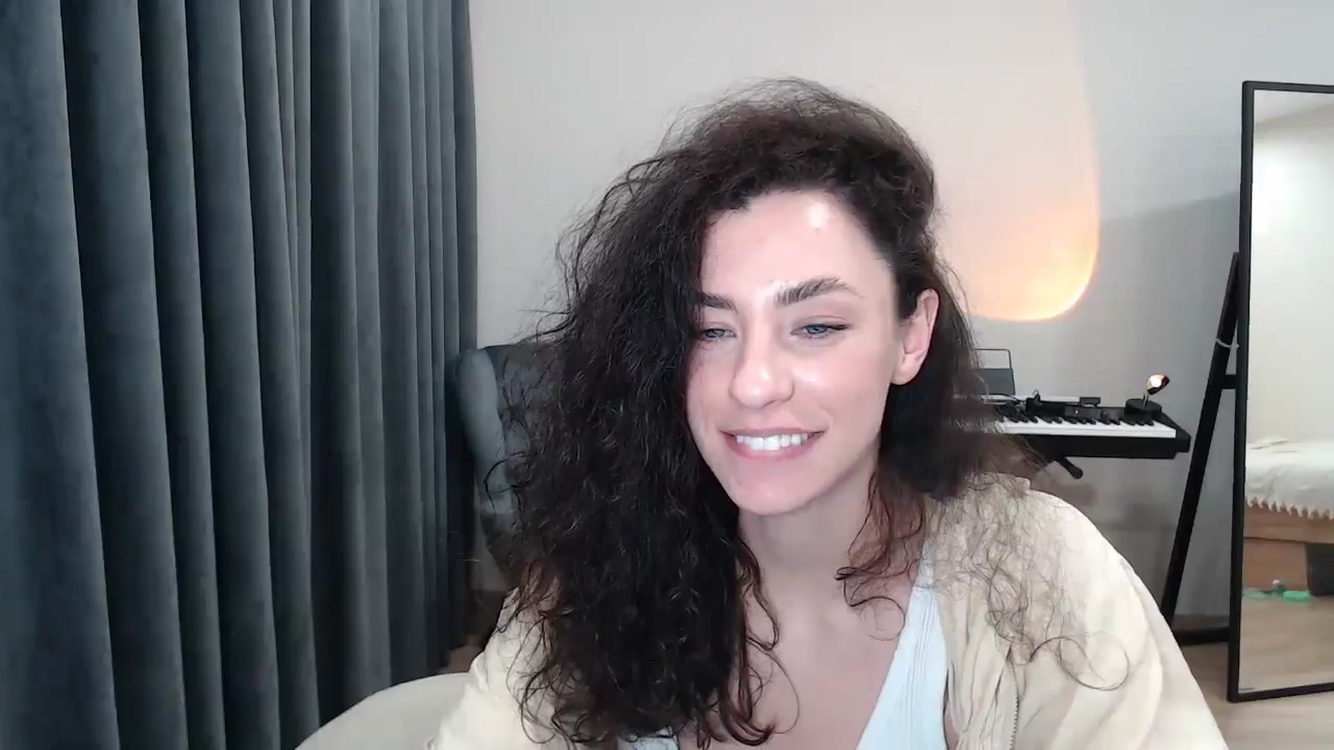 Gallery image thumbnail from Millla_Mi's myfreecams stream on, 03/15/2025, 17:13 image 20 of 20