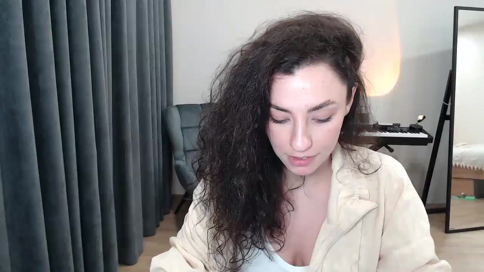 Gallery image thumbnail from Millla_Mi's myfreecams stream on, 03/15/2025, 17:13 image 9 of 20