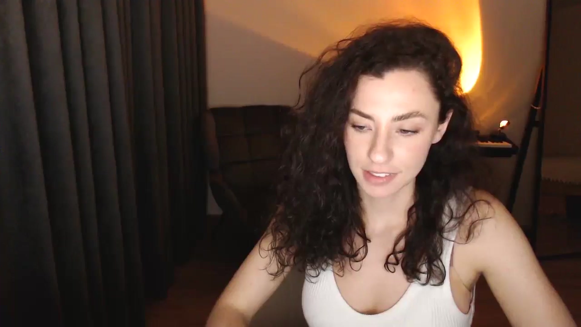 Gallery image thumbnail from Millla_Mi's myfreecams stream on, 03/15/2025, 18:40 image 19 of 20