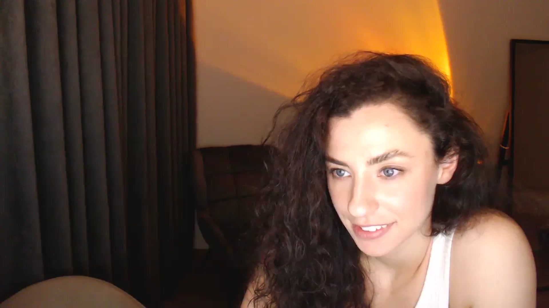Gallery image thumbnail from Millla_Mi's myfreecams stream on, 03/15/2025, 18:40 image 13 of 20