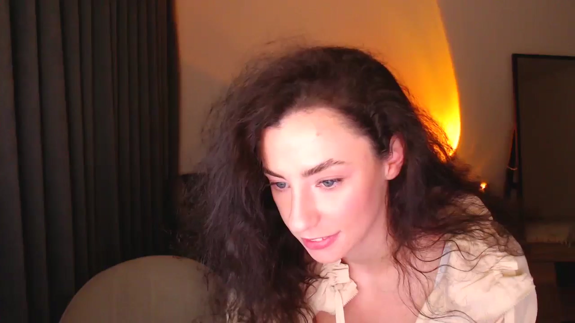 Gallery image thumbnail from Millla_Mi's myfreecams stream on, 03/16/2025, 20:51 image 3 of 20