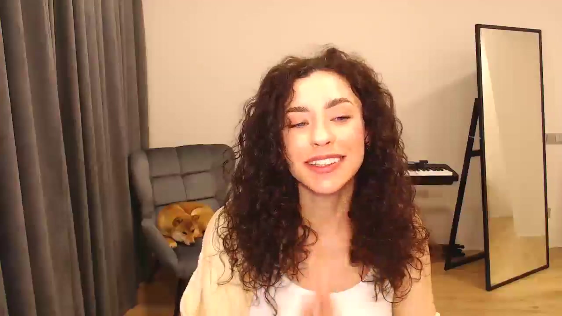 Gallery image thumbnail from Millla_Mi's myfreecams stream on, 03/30/2025, 19:33 image 5 of 20
