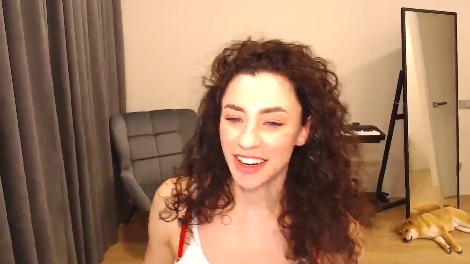 Gallery image thumbnail from Millla_Mi's myfreecams stream on, 03/30/2025, 19:33 image 17 of 20