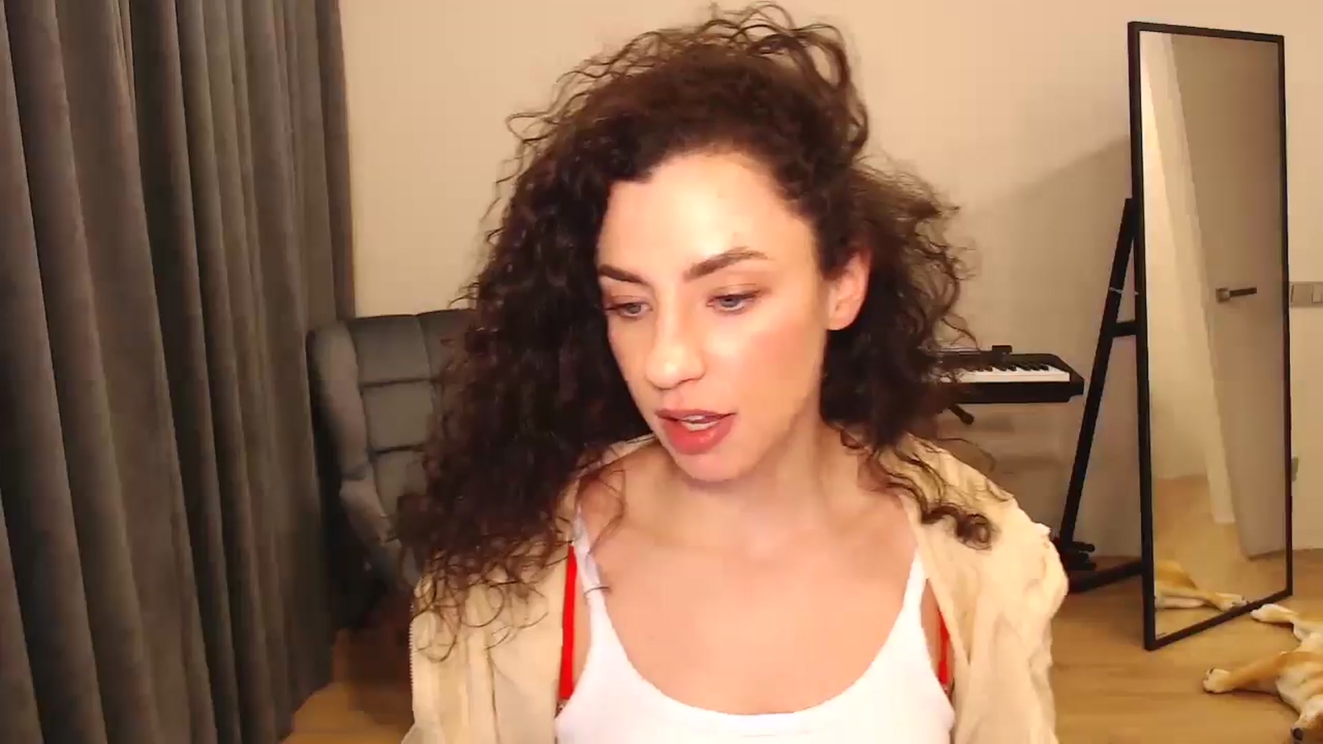 Gallery image thumbnail from Millla_Mi's myfreecams stream on, 03/30/2025, 19:33 image 20 of 20