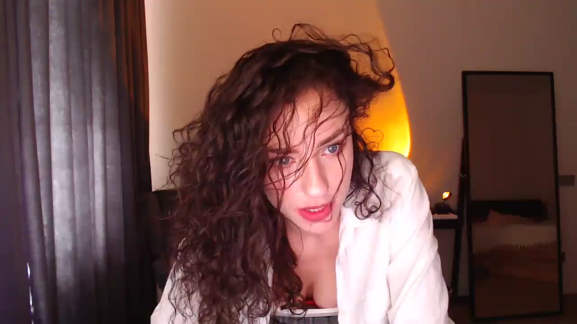 Gallery image thumbnail from Millla_Mi's myfreecams stream on, 04/19/2025, 10:49 image 6 of 20