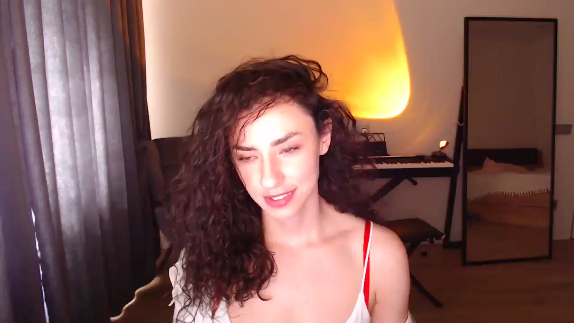 Gallery image thumbnail from Millla_Mi's myfreecams stream on, 04/19/2025, 10:49 image 9 of 20