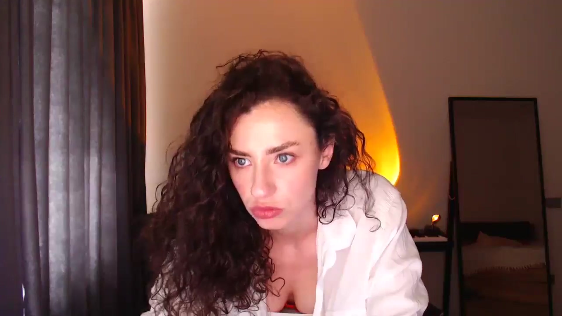 Gallery image thumbnail from Millla_Mi's myfreecams stream on, 04/19/2025, 10:49 image 3 of 20