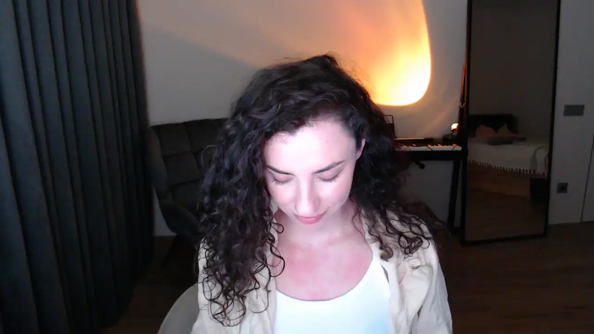 Gallery image thumbnail from Millla_Mi's myfreecams stream on, 04/20/2025, 22:19 image 11 of 20