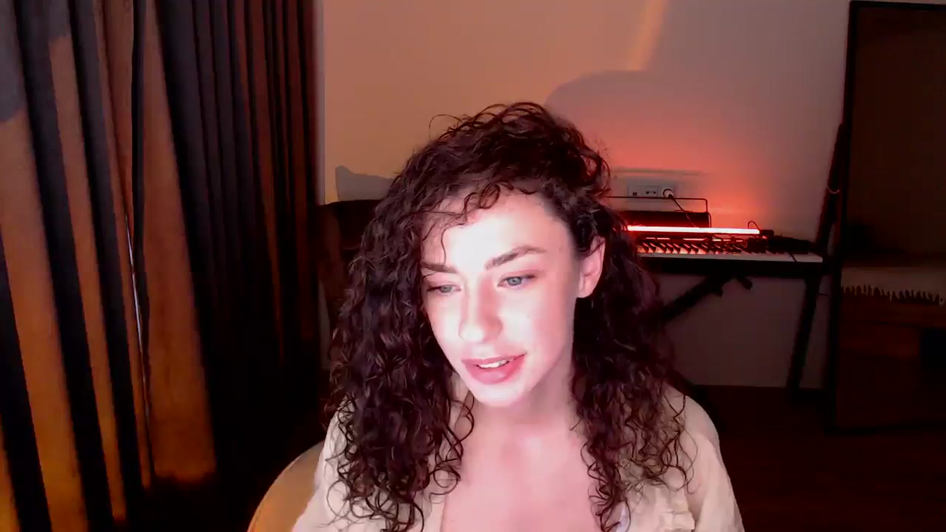 Gallery image thumbnail from Millla_Mi's myfreecams stream on, 05/17/2025, 15:50 image 19 of 20