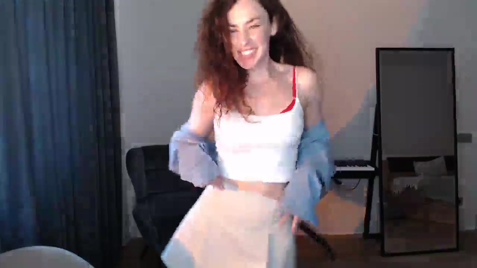 Gallery image thumbnail from Millla_Mi's myfreecams stream on, 05/25/2025, 14:37 image 14 of 20