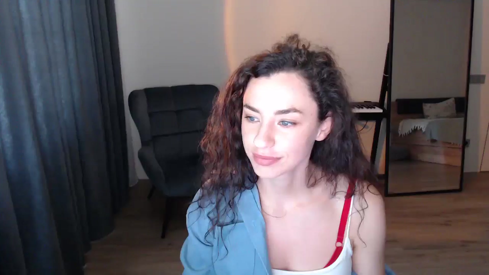 Gallery image thumbnail from Millla_Mi's myfreecams stream on, 05/25/2025, 14:37 image 2 of 20