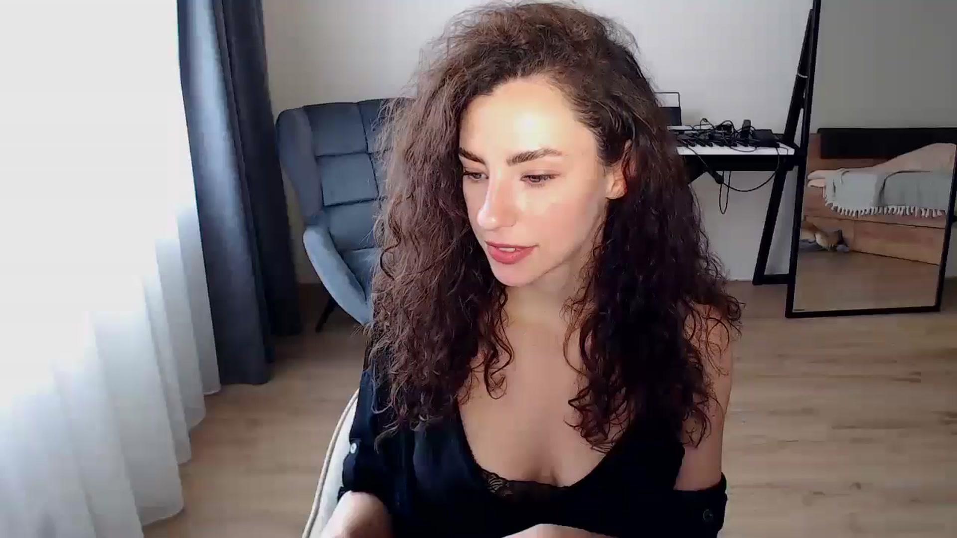 Gallery image thumbnail from Millla_Mi's myfreecams stream on, 06/03/2025, 06:55 image 13 of 20