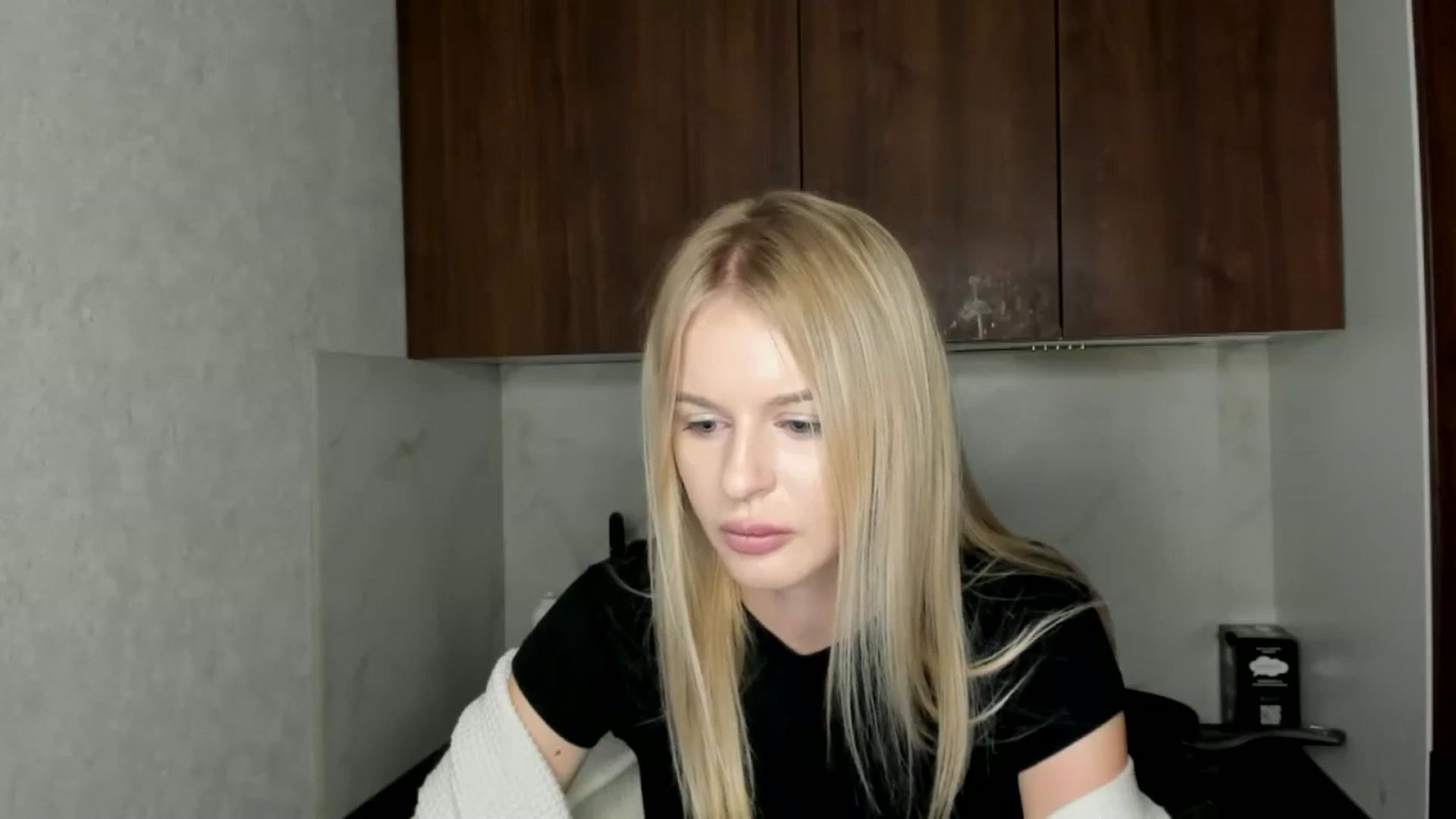 Gallery image thumbnail from MillyKisss's myfreecams stream on, 12/10/2024, 01:27 image 2 of 20